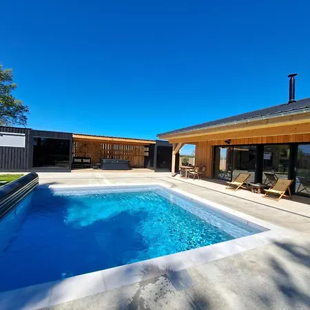 Séjour à la campagne Cocooning à Avec Piscine Et Spa, Animaux Bienvenus - Fr-1-496-384